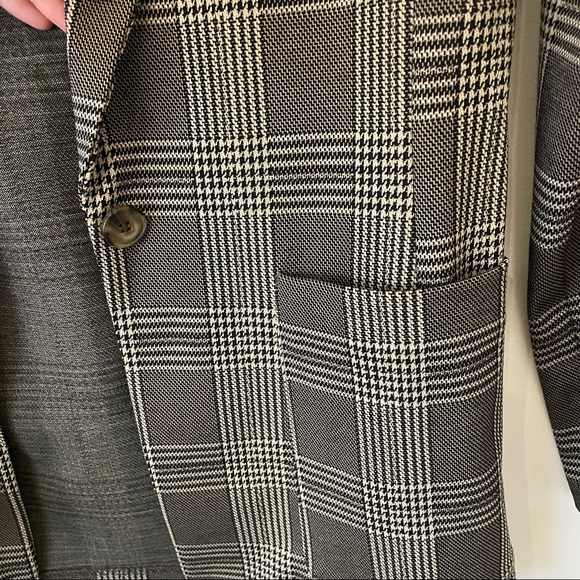 H&M Blazer - Picture 6 of 6